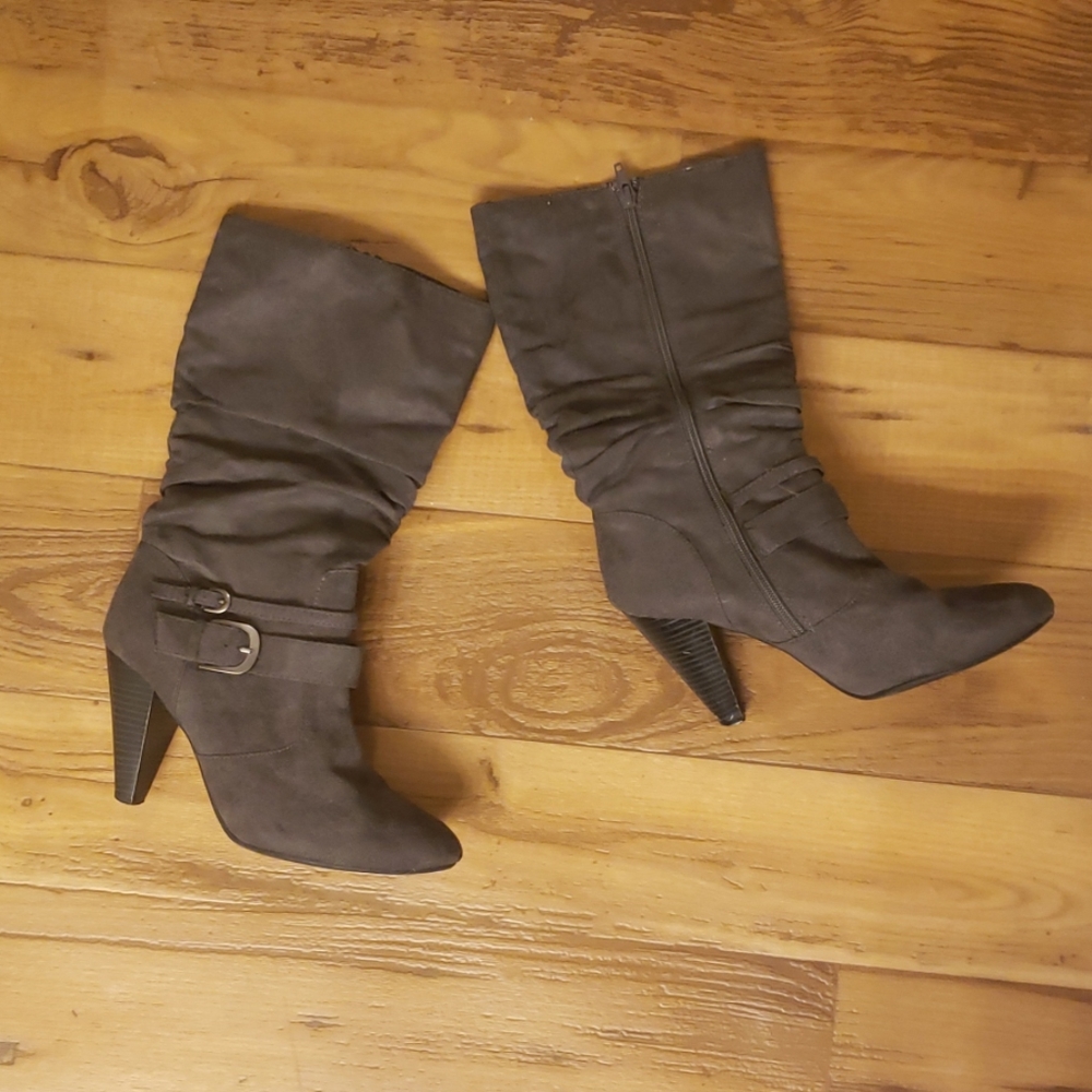 Gray Heeled Mid Calf Boots